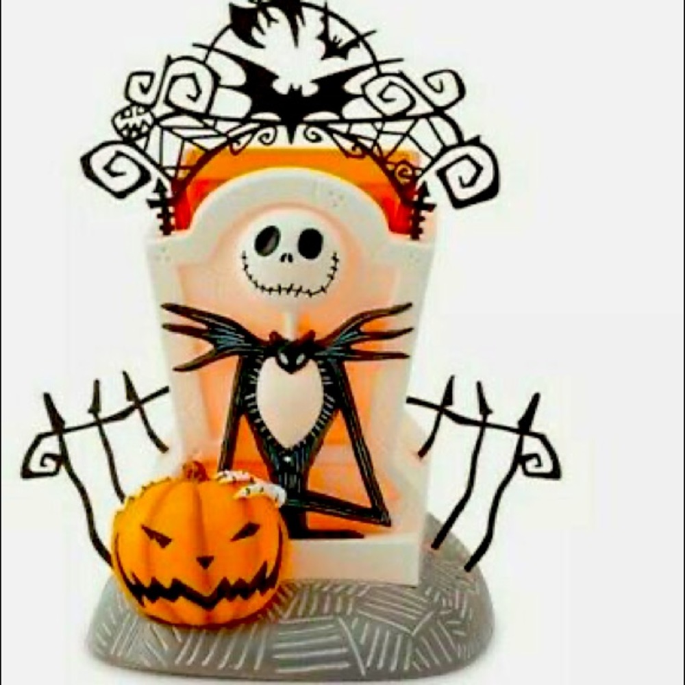 Full sized Scentsy Burner. Nightmare before Christmas.